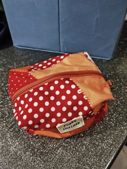 Diana pouch 