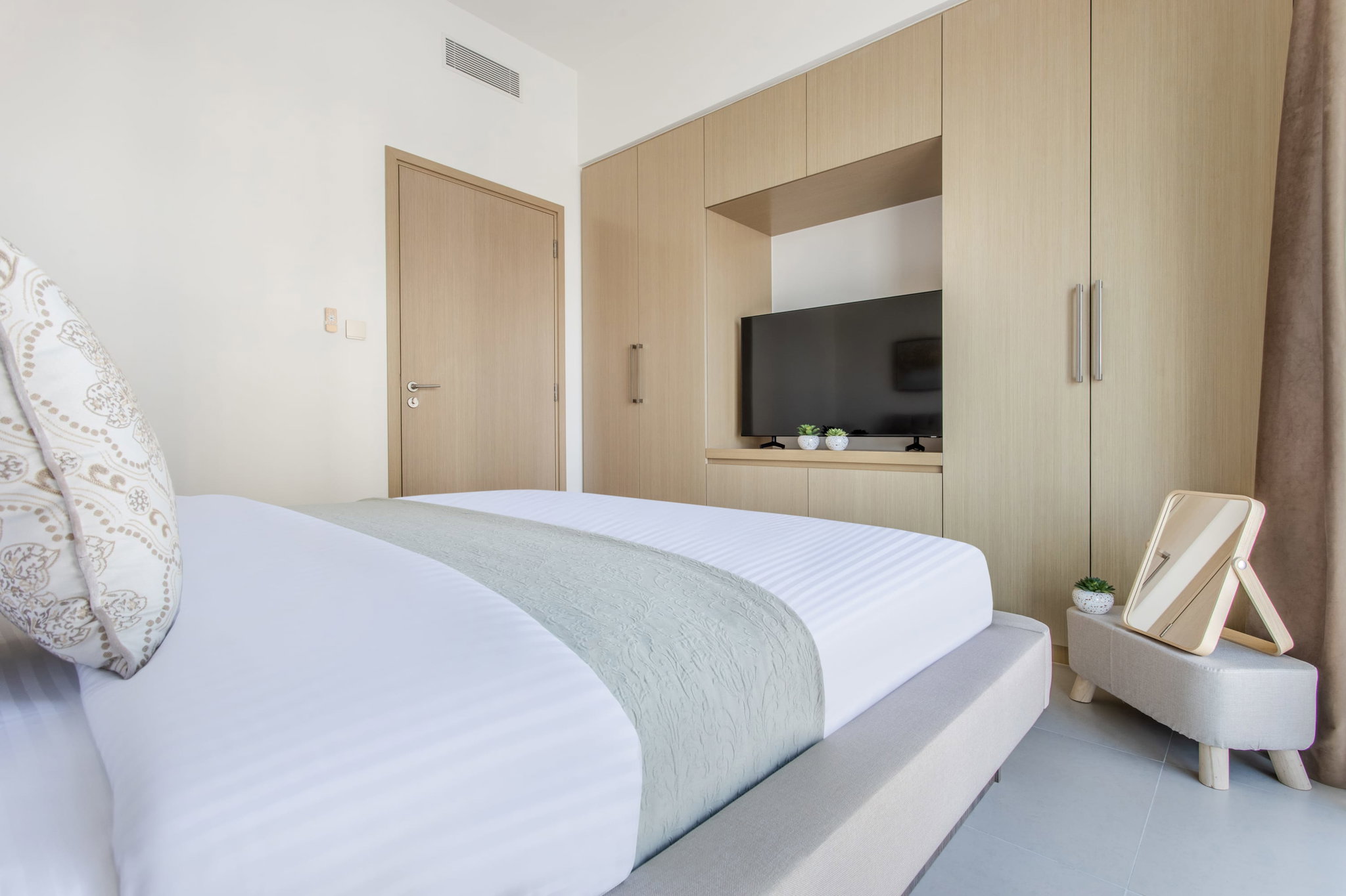 Two bedrooms Apartment _8