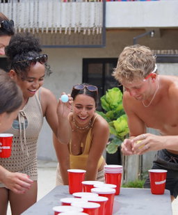 Saturday: Poolparty 