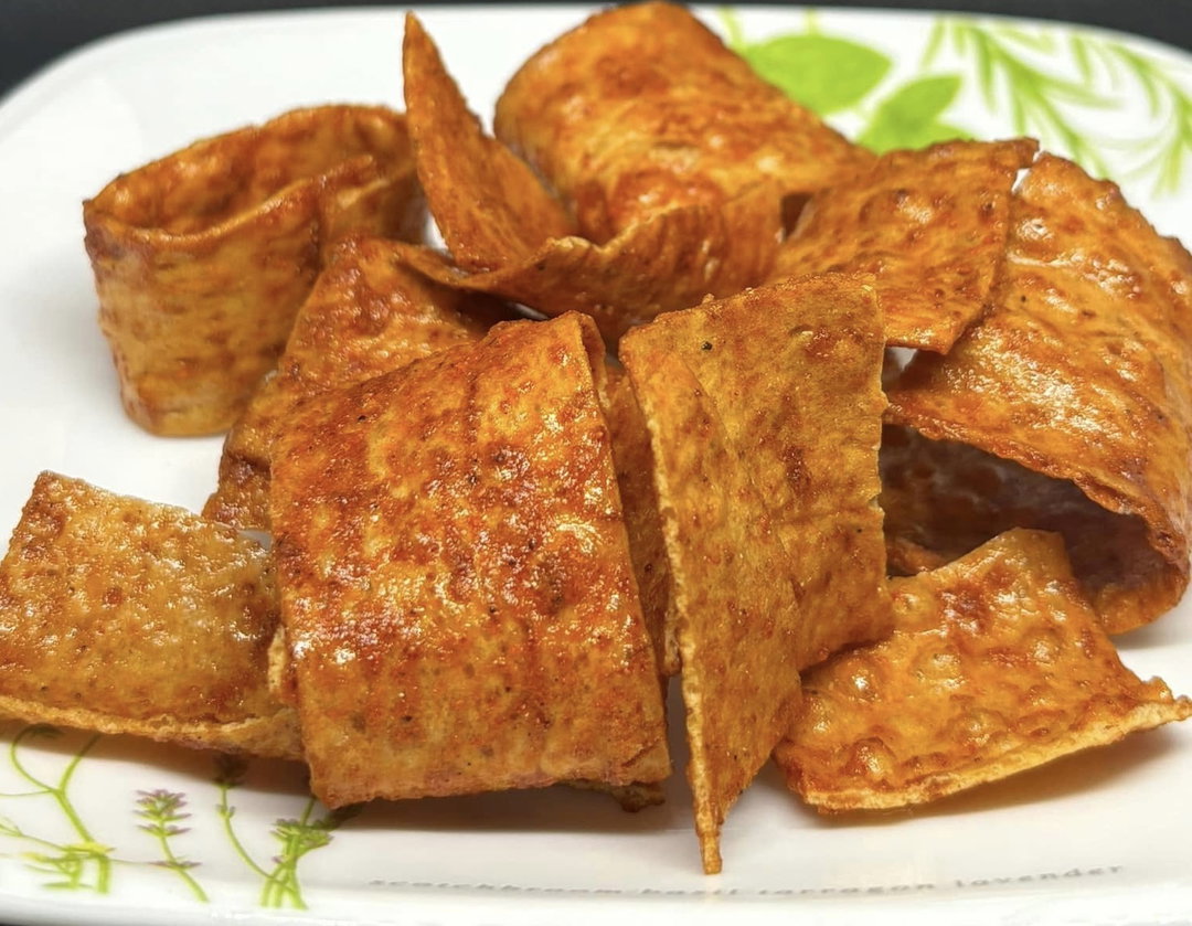 Spicy Cuttlefish Crisp Roll 300grams (Bottle)