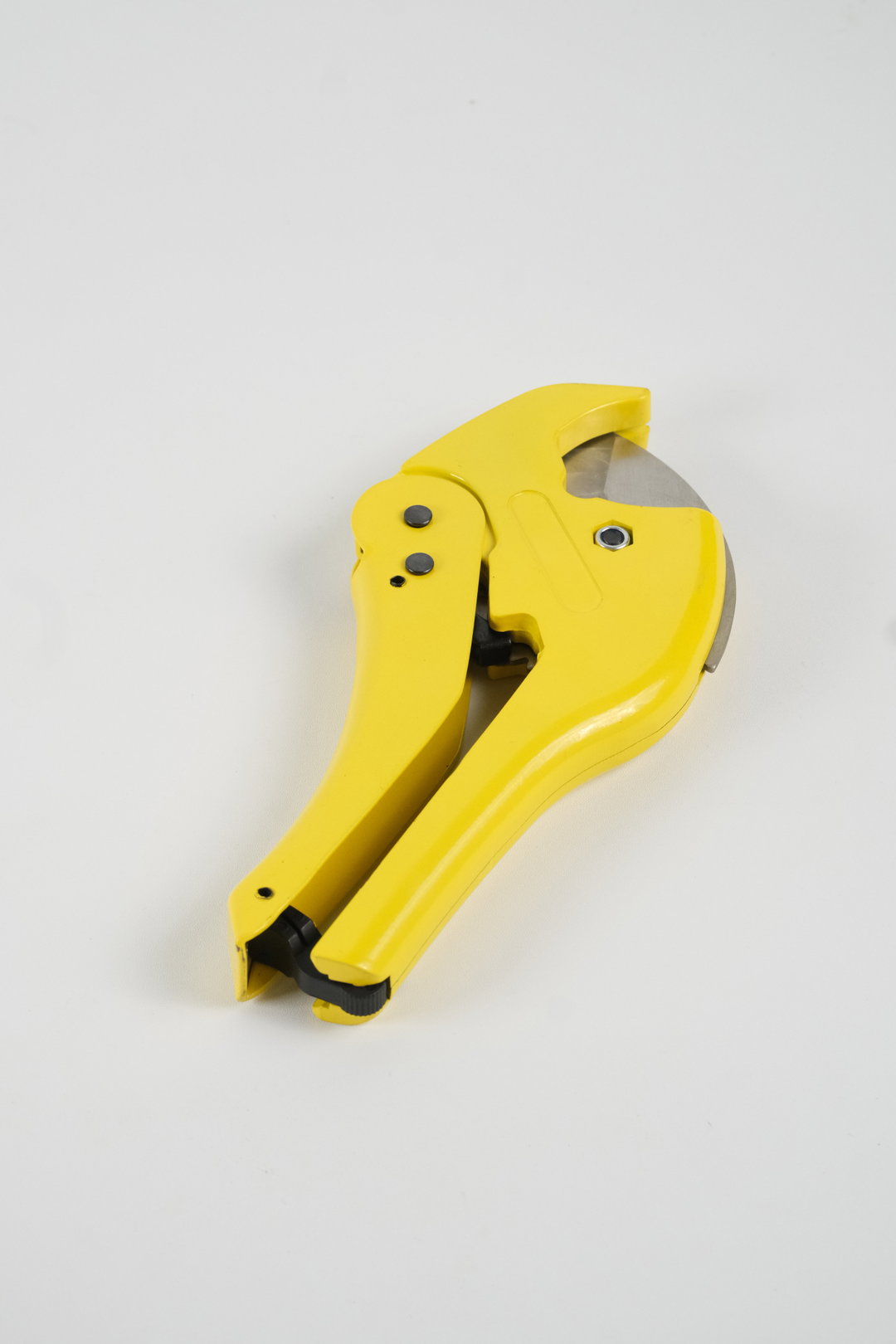 Pipe Cutter 16-32