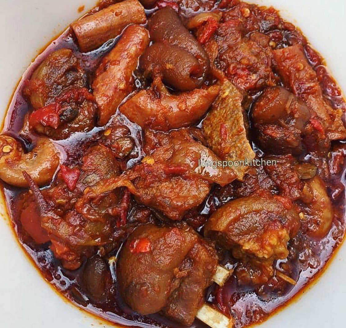 Red ofada sauce big plate _0