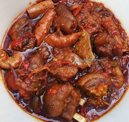 1 litre of Red Ofada sauce