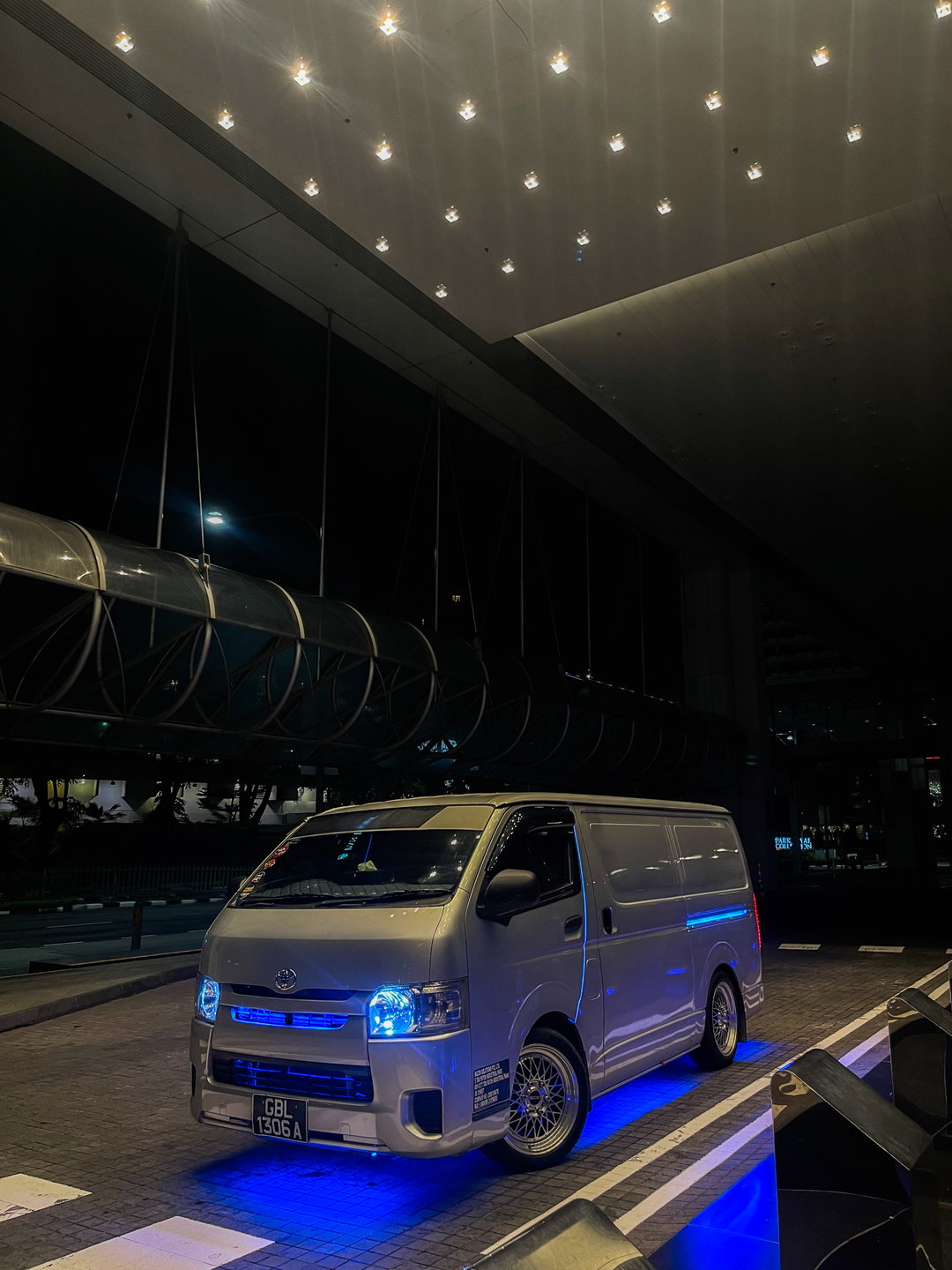 LED Sliding door