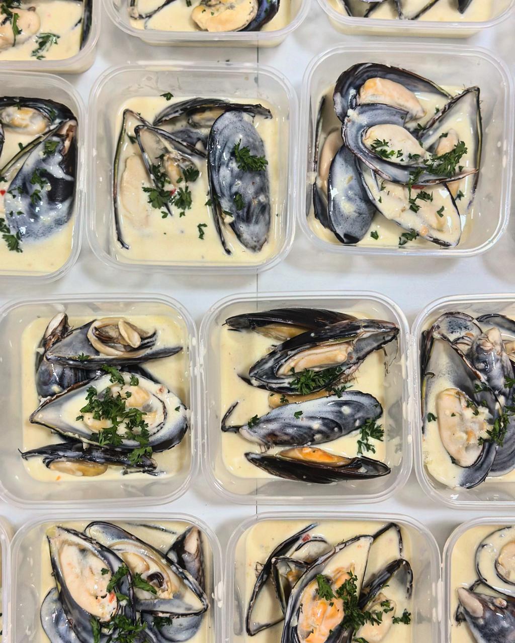 Blue Cheese Mussels (with Fried Mantou)_0