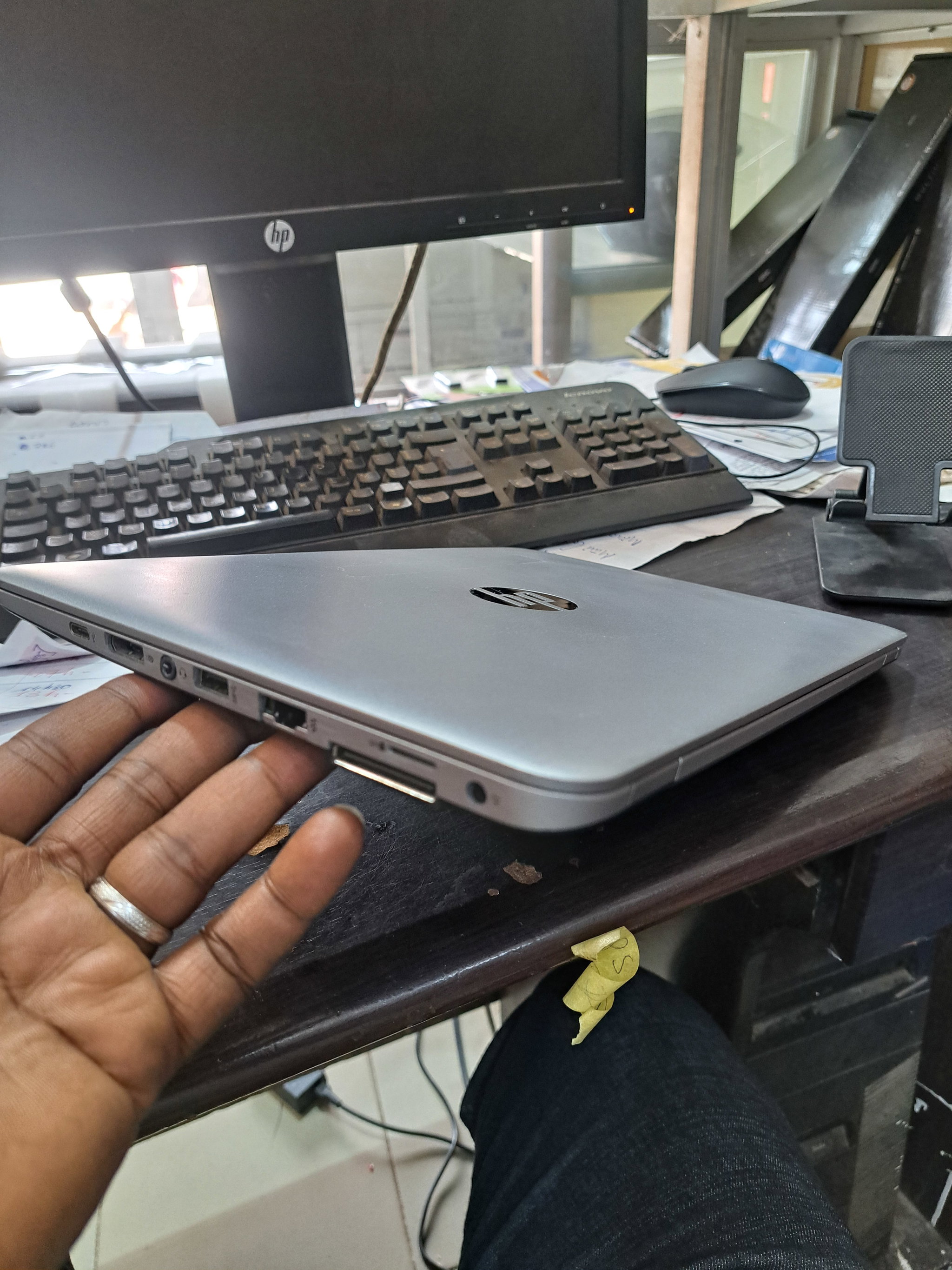 Ordinateur portable hp core i7 quasi neuf_2