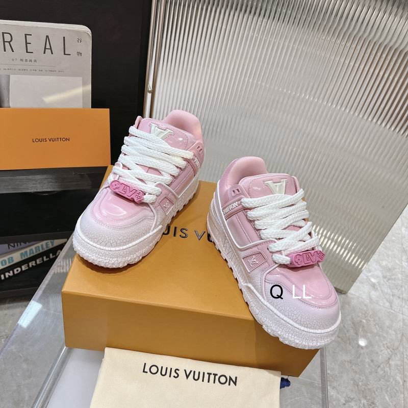 LV sneaker_0