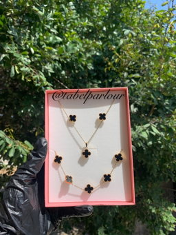 Clover set (black and green)