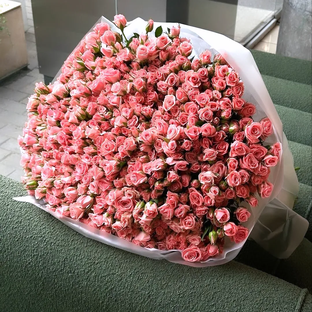 Baby roses pink bouquet