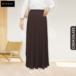Qayraa Pleated Skirt Chocolate