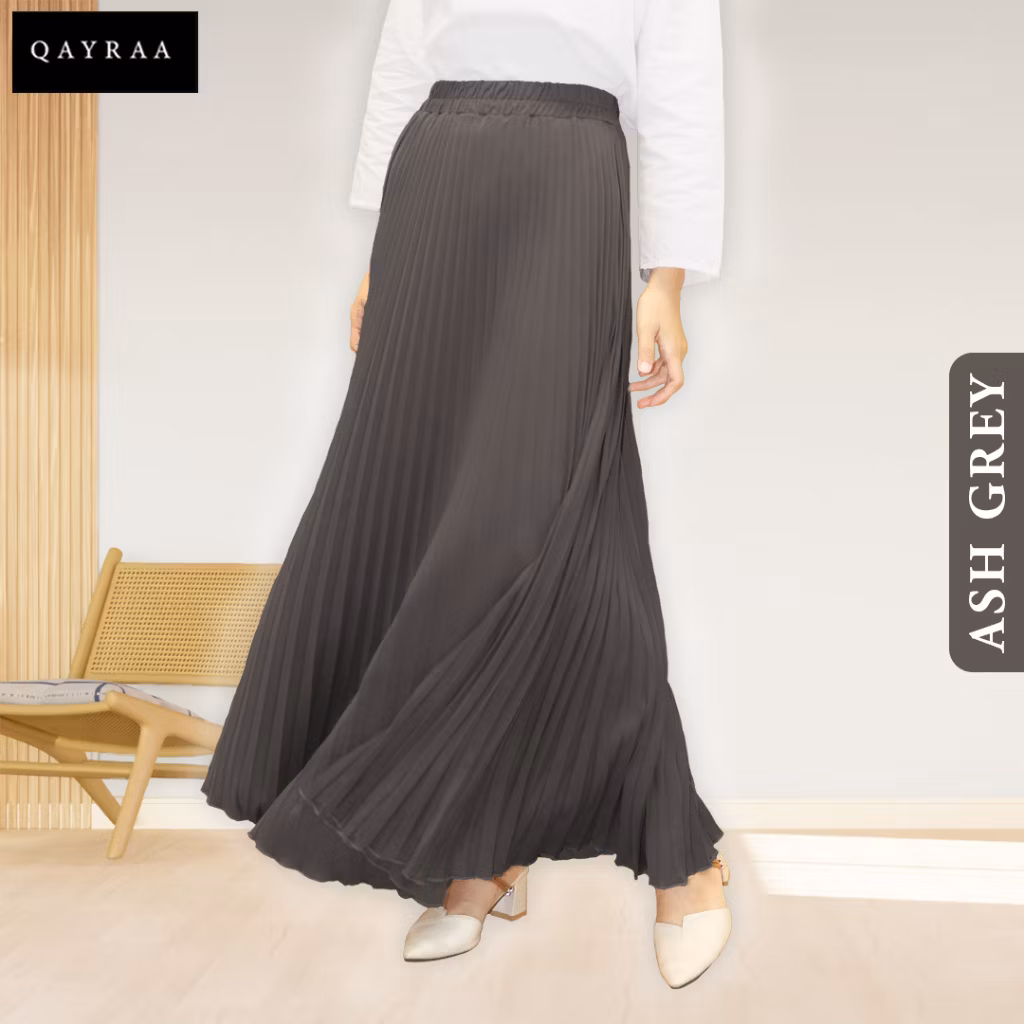 Qayraa Pleated Skirt Ash Grey