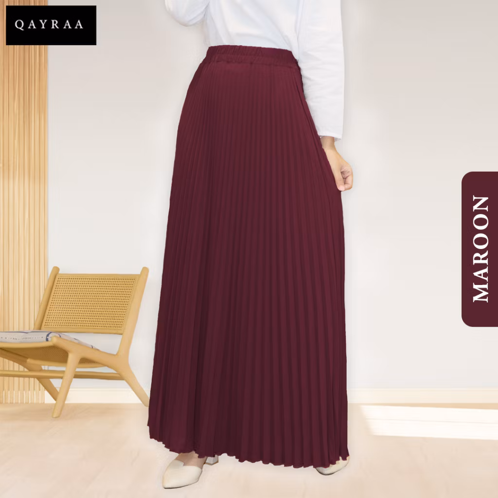 Qayraa Pleated Skirt Maroon_0