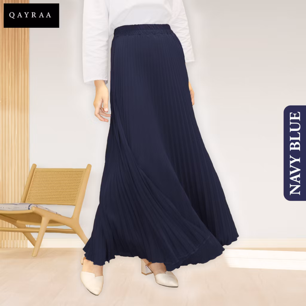 Qayraa Pleated Skirt Navy Blue