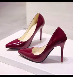 PUMPS PATENT LEATHER 
