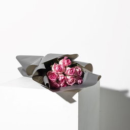Pink roses bouquet / باقة ورد وردي /
