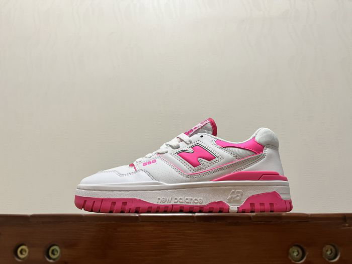 NB sneaker