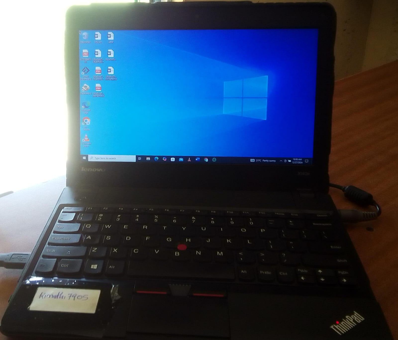 Lenovo Thinkpad X14Oe second hand laptop , 6GB RAM 500GB HDD, Core i3 Intel, 12inch screen, Battery 2hrs, 60Hz.