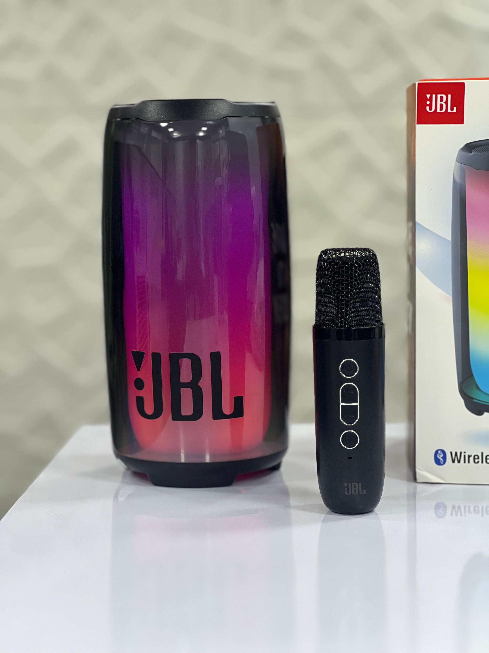 JBL BLUETOOTH SPEAKER _0