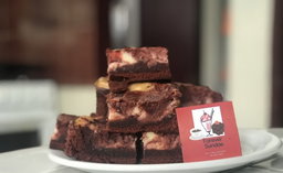 Red Velvet Cheesecake Brownie