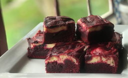 Red Velvet Cheesecake Brownie