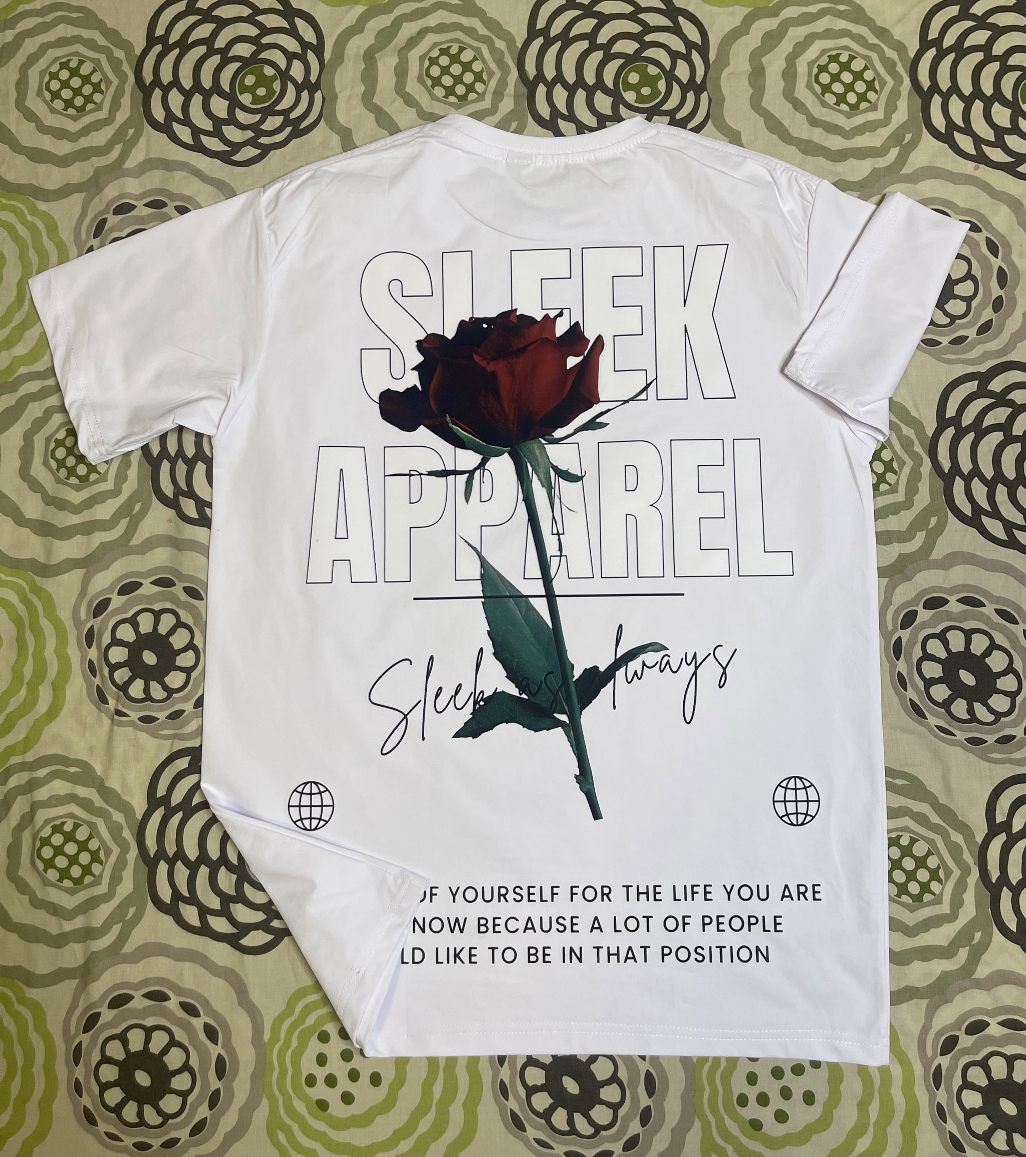 White street wear t-shirt featuring a rose design _2