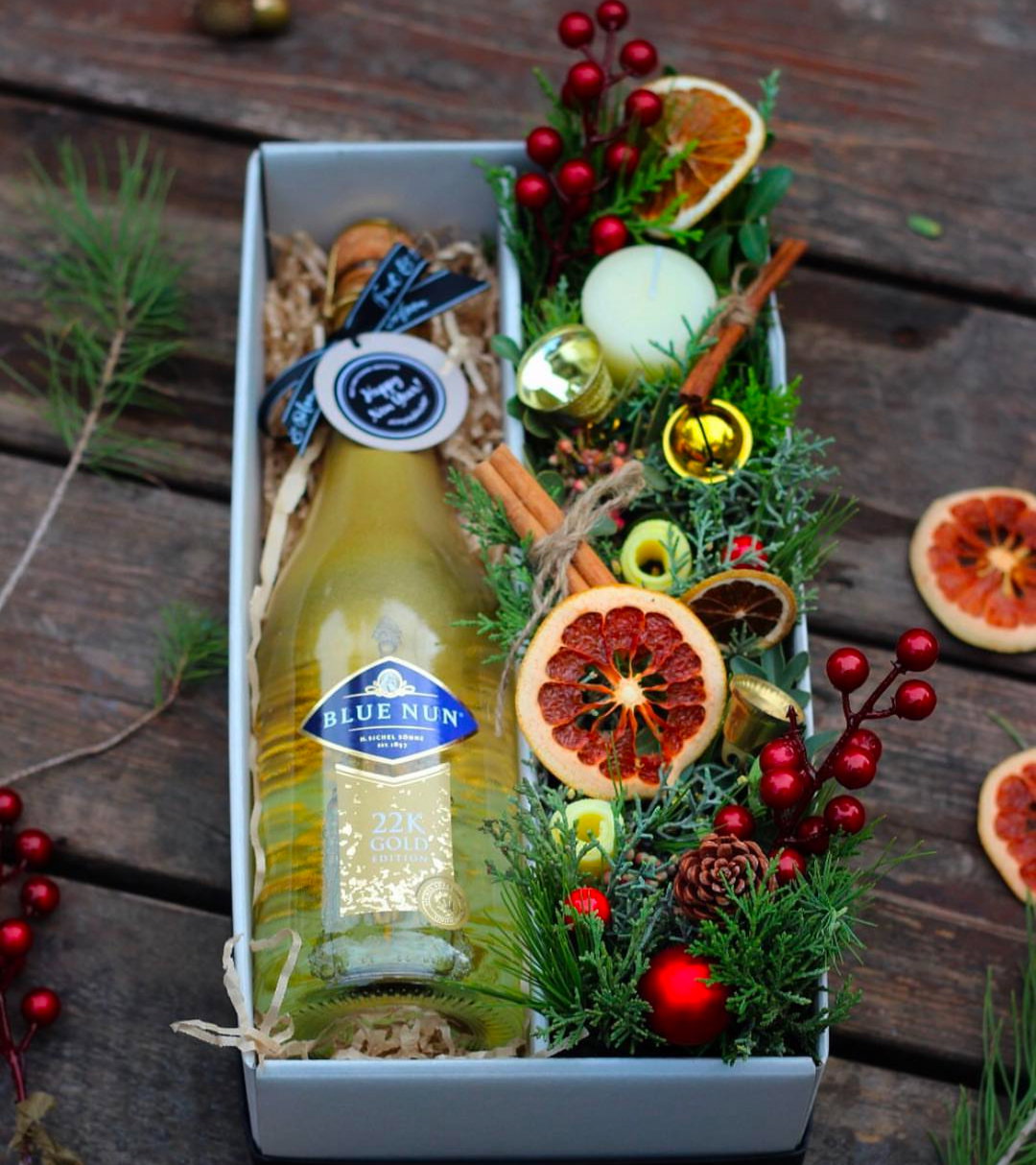 NEW YEAR GIFT BOX 3 