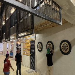 Monday: Acoustic Live Session & Darts Competition 