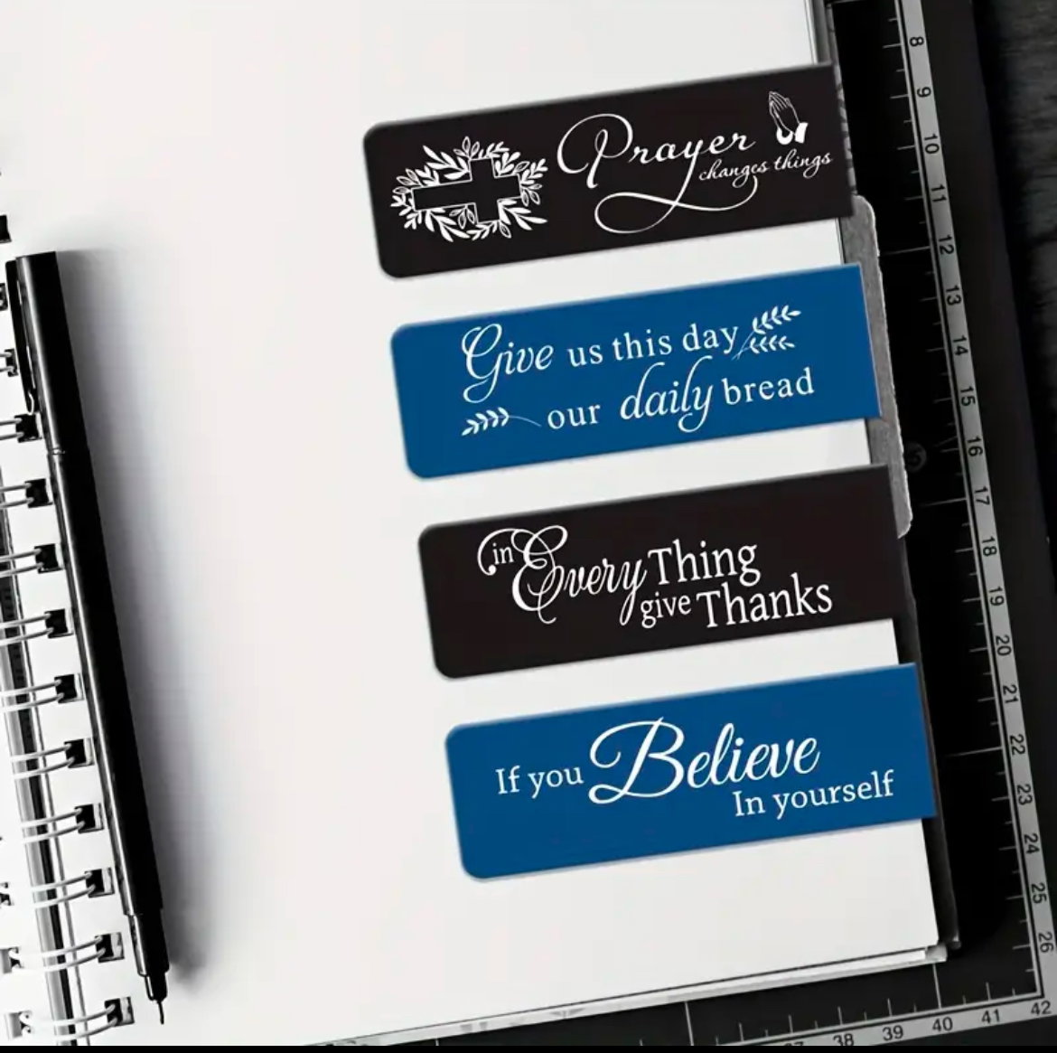 Simplistic Magnetic Bookmark _0