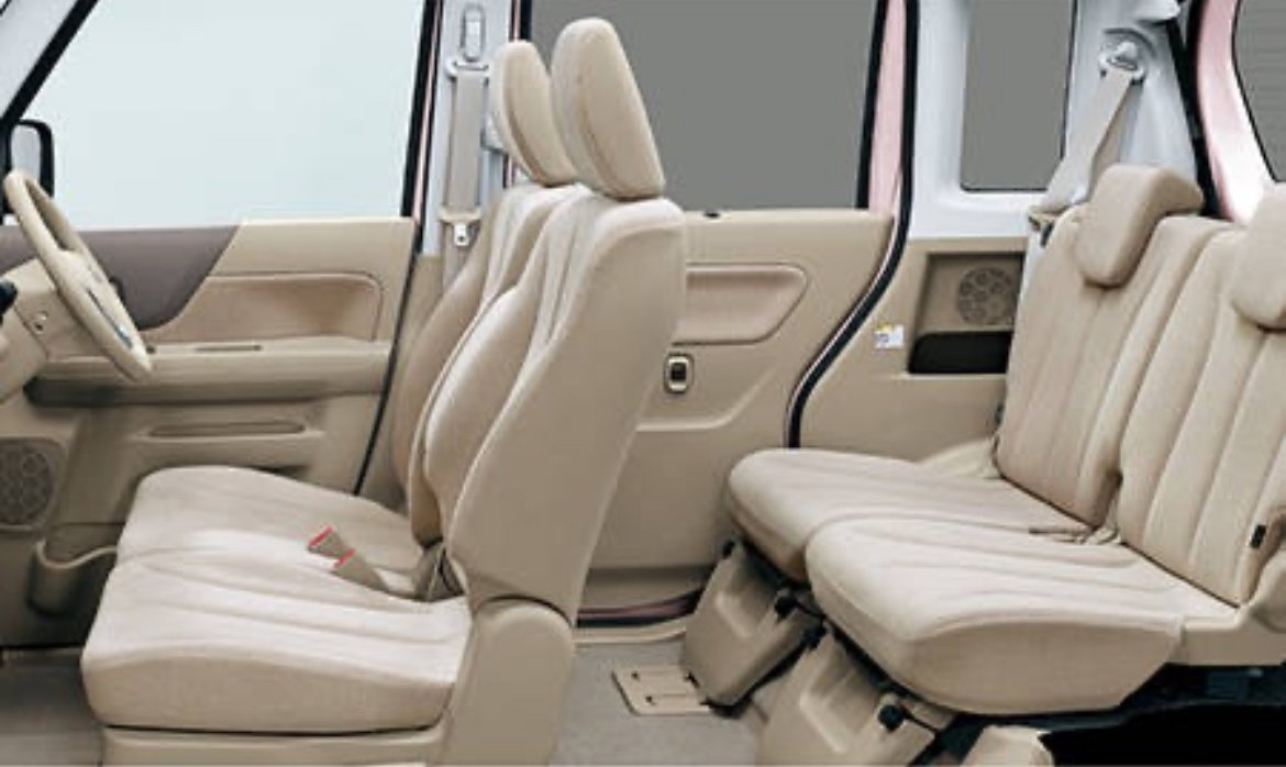 Suzuki Spacia_1