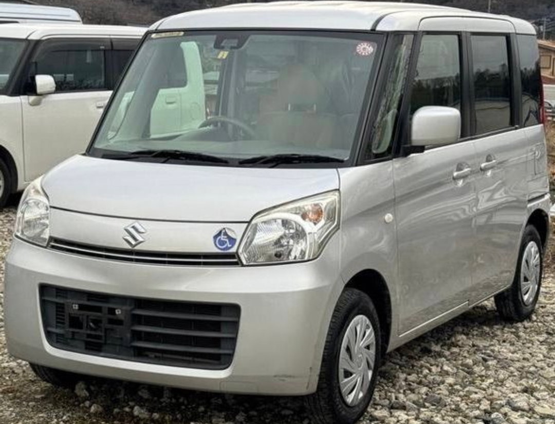 Suzuki Spacia