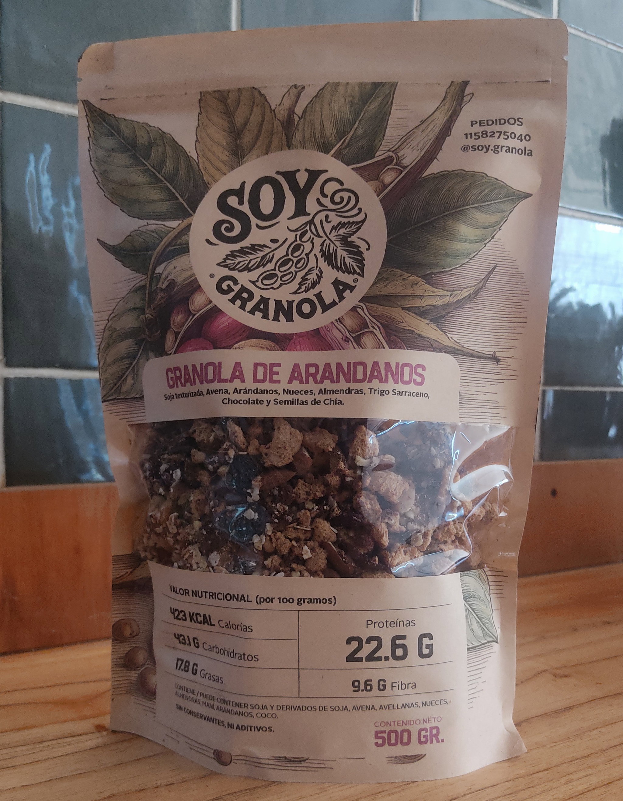 GRANOLA DE ARÁNDANOS x 500 GR (soja texturizada, avena, trigo sarraceno, arándanos, almendras, nueces, chocolate 70 % y mantequilla de maní)_0