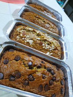 Two-Topping Flavoured Banana Bread