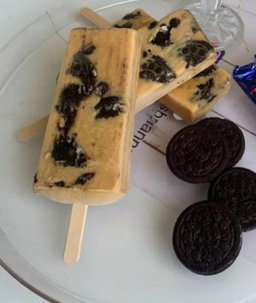 Paleta de Oreo Rellena de Dulce de Leche