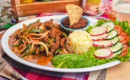 FAJITAS TIPICAS
