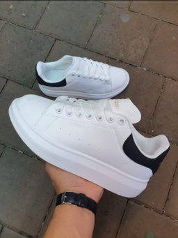 Alexander Mcqueen