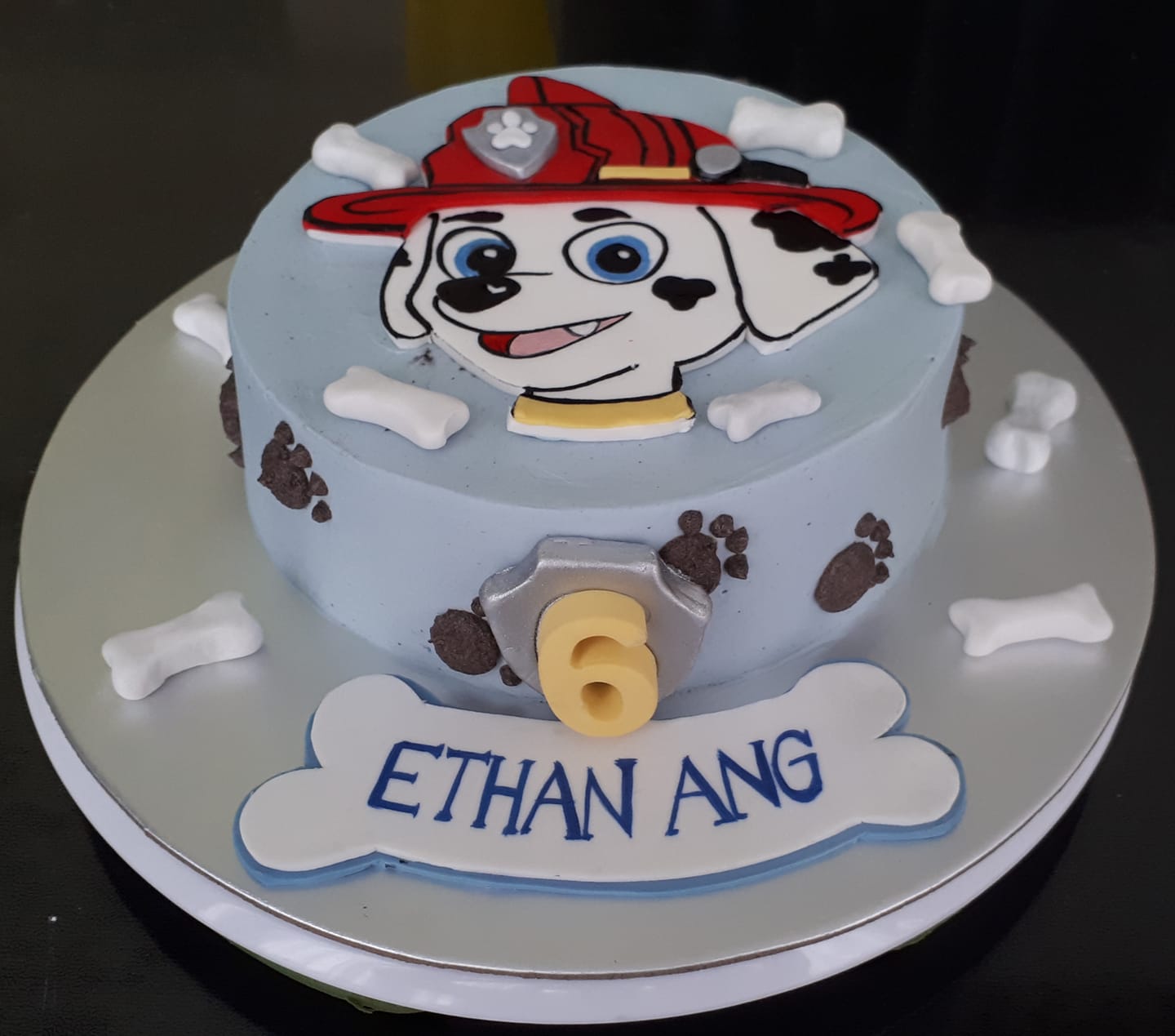 Customised Cakes_10