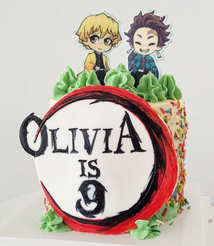 Customised Cakes_15