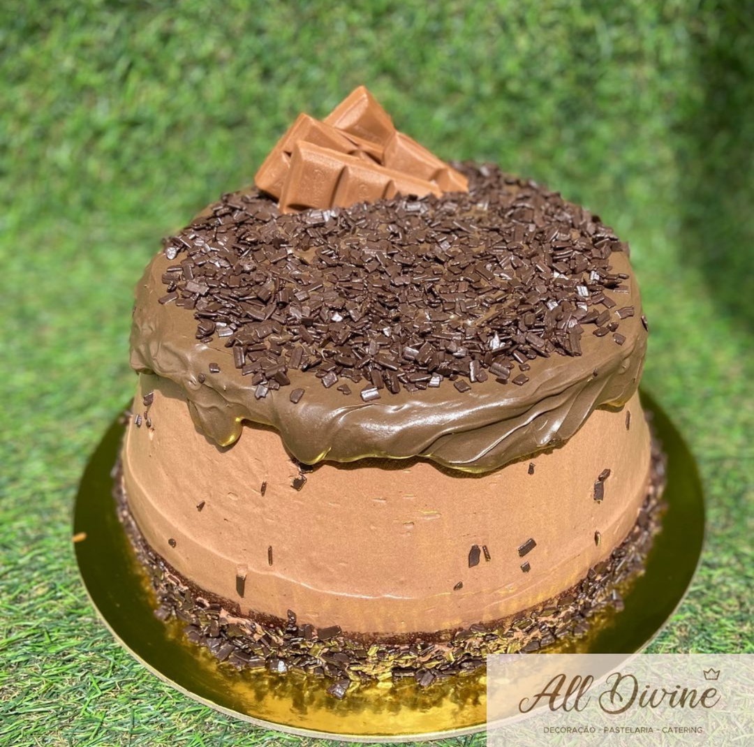 Bolo de chocolate (Grande)