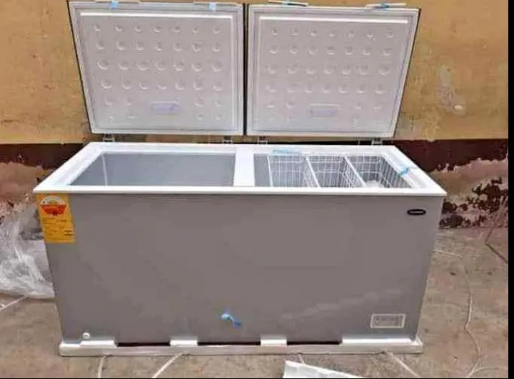 Chest freezer double door _1
