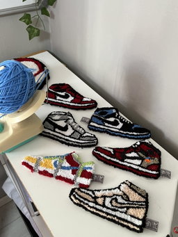 6 x MINI RUGS 