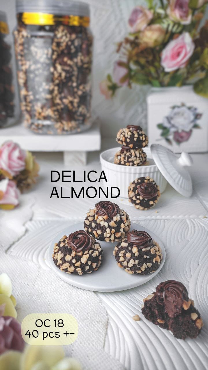 Delica Almond