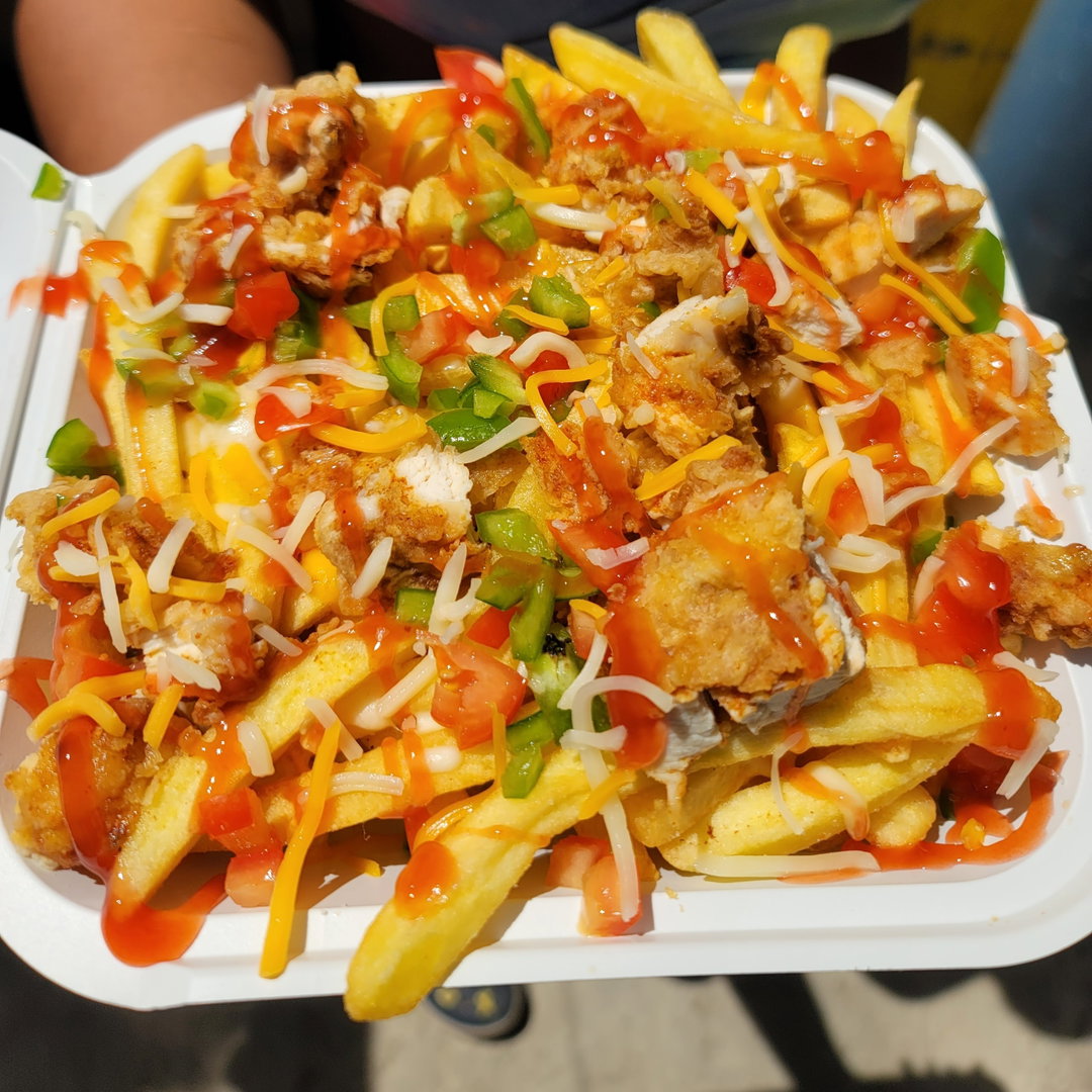 Loaded frise 