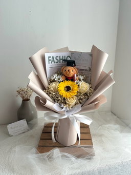 (GB023) Graduation Bear Mixed Flower Bouquet 