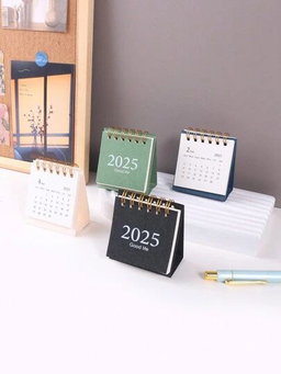 Customizable Desk Calenders
