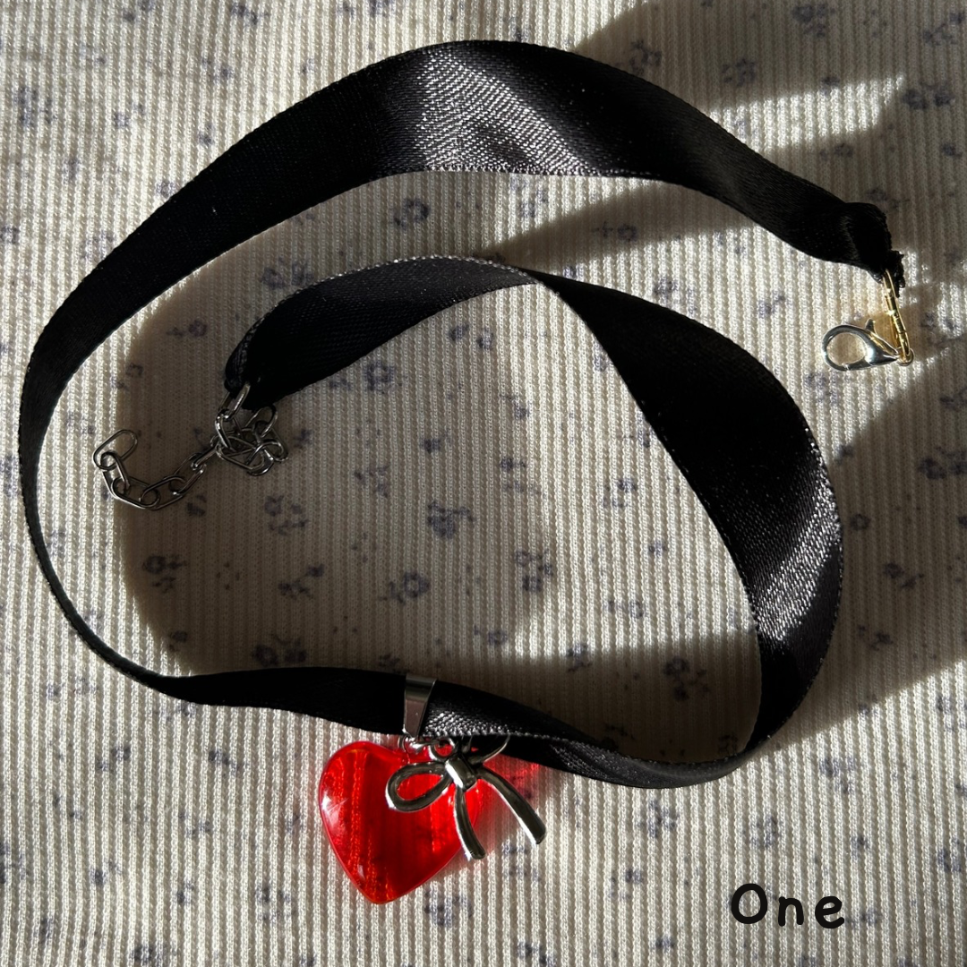 Ribbon choker necklace_1