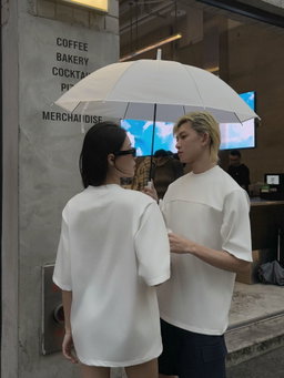LVD CLASSIC OVERSIZED TEE (WHITE)