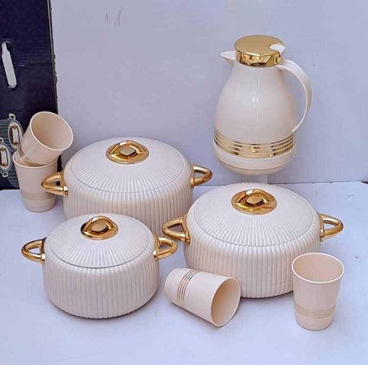 Gold and white bwol_1
