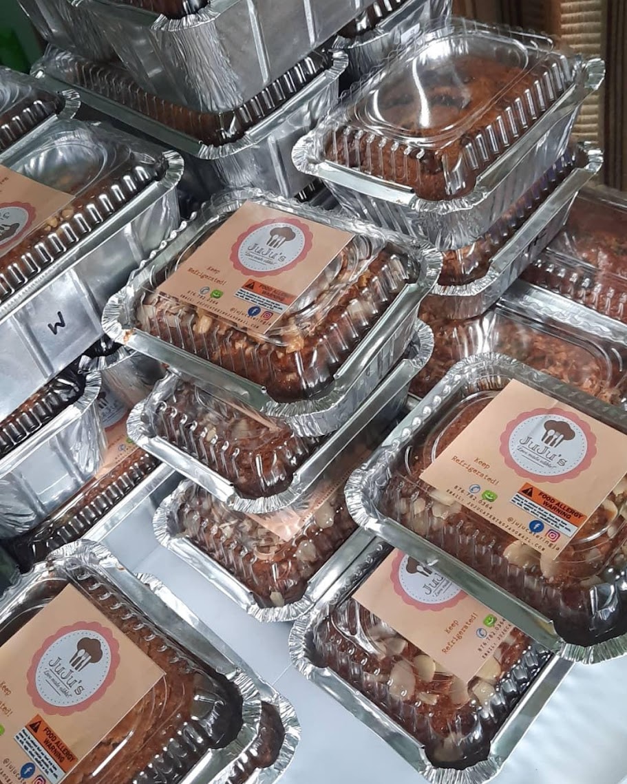 Two-Topping Flavoured Banana Bread_1
