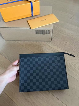 LV Clutch
