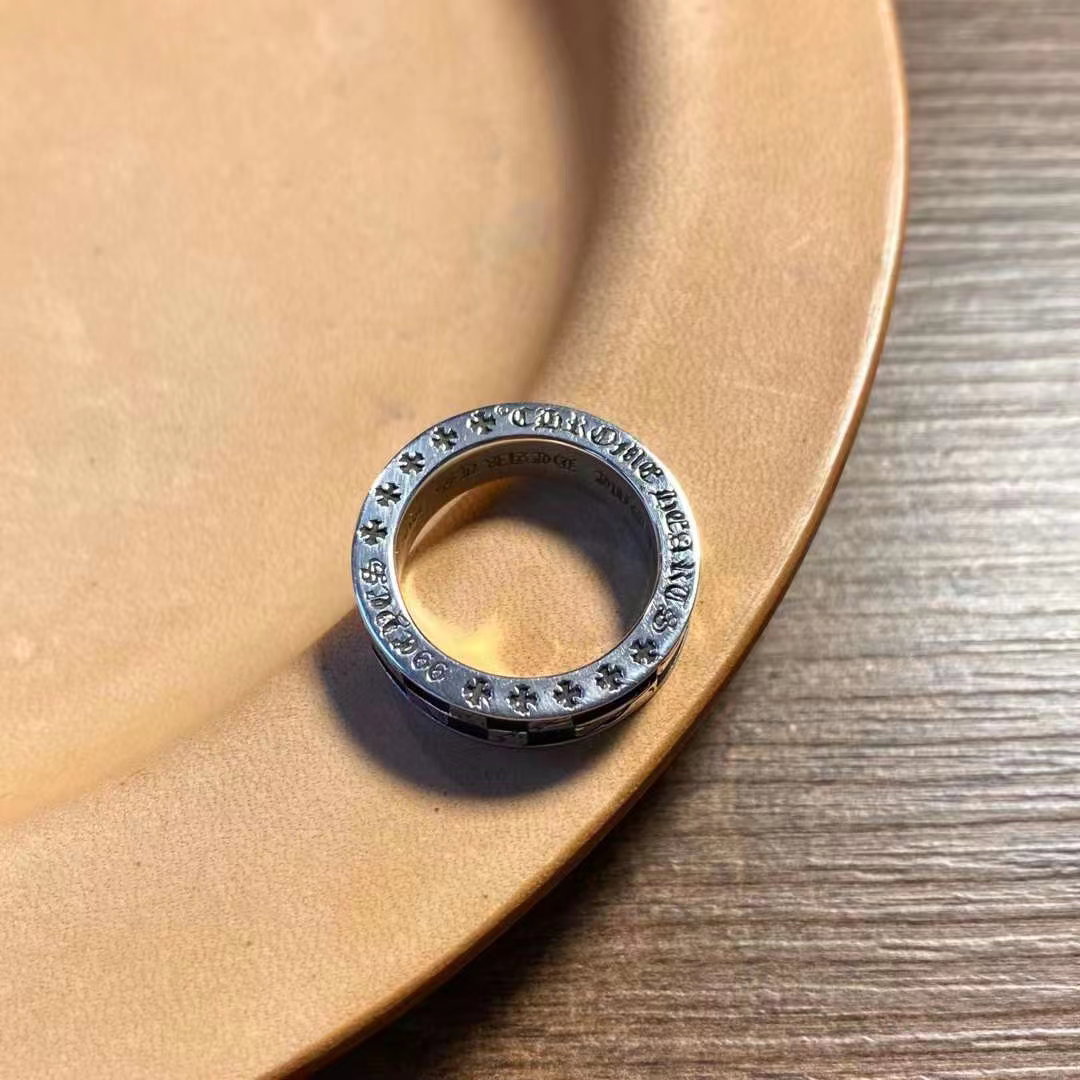 C H Matty Boy 99 Eyes Ring_3